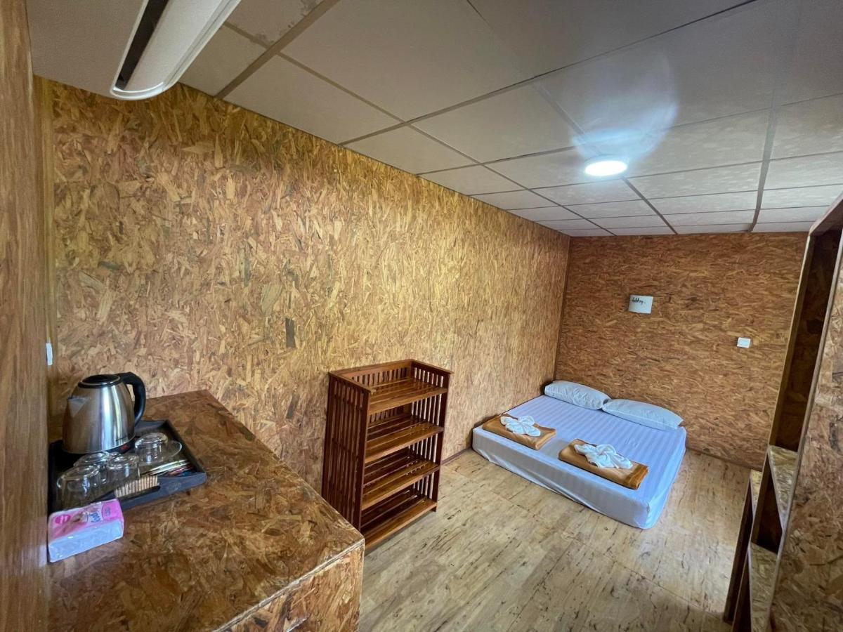 Koh Ngai Sea Open Resort Екстер'єр фото
