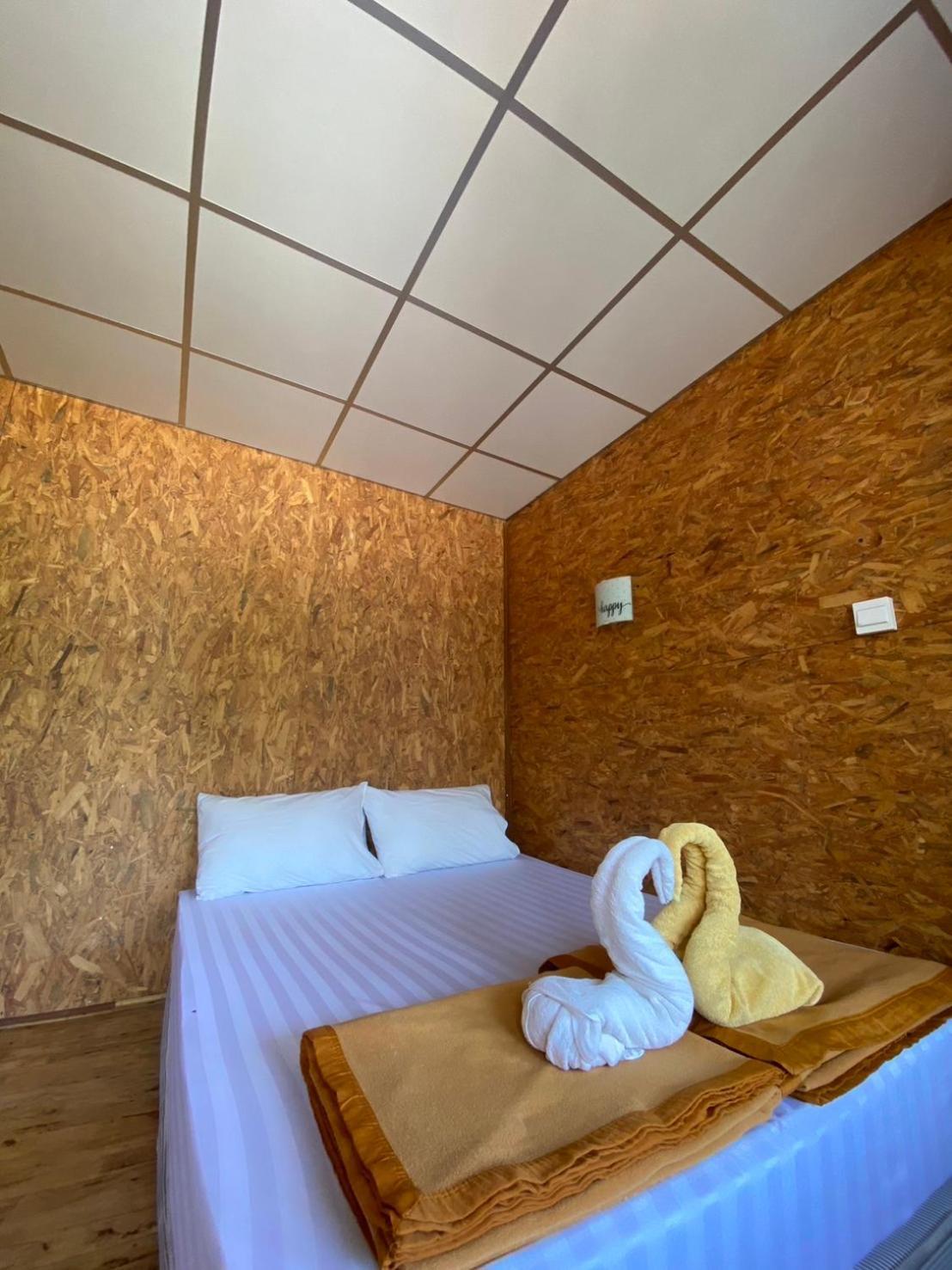 Koh Ngai Sea Open Resort Екстер'єр фото